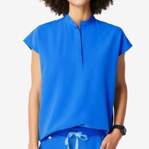 FIGS Rafaela Oversized Scrub Top